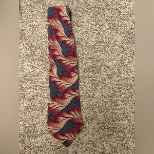 Fendi Red and Green Patterned Men's Tie